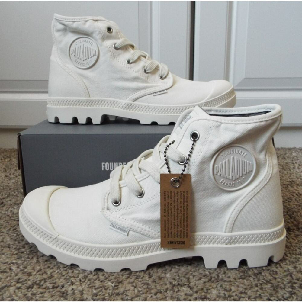 PALLADIUM Boots Women 10 White Revolt Low Cut Urban Goth Grunge Outdoor NEW